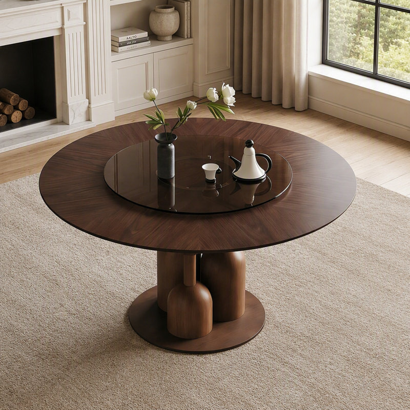 Table de salle à manger ronde Wabi-Sabi en chêne naturel de 150 cm avec plateau tournant en verre trempé de 89 cm, fabriquée à la main pour une esthétique et une fonctionnalité modernes.