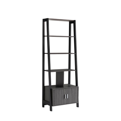 Bibliothèque moderne avec quatre tablettes ouvertes et un casier à deux portes - noir et gris, H 70,63 po x P 25,34 po x l 15,54 po, panneau de particules, poignées de barre en métal, capacité maximale du support de 10 lb