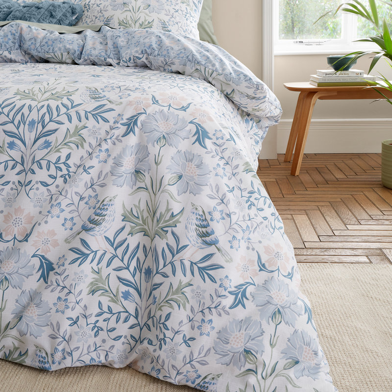 Hedgerow Hopper 200 Thread Count Cotton Duvet Cover Set, Super King - 2 Standard Pillowcases