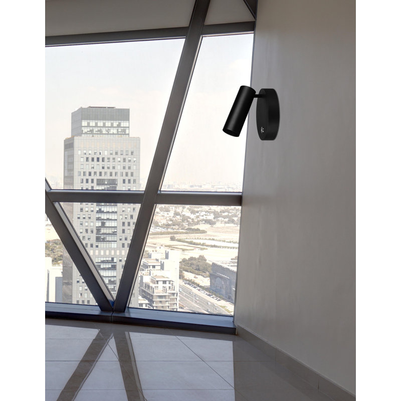 Umberto Spotlight, Black