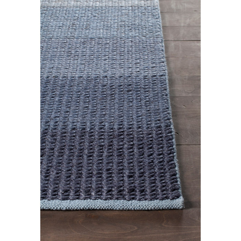 Tapis bleu tissé à la main Faynett, 5 pi x 7 pi 6 po