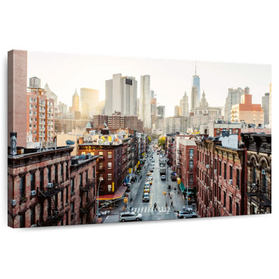 Sirci Lower East Side Street