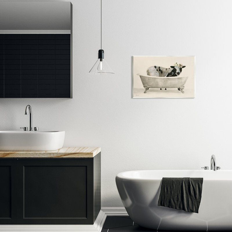 Vache dans une baignoire antique par Stellar Design Studio, H 13 po x l 19 po x P 0,5 po