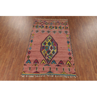 Tapis oriental marocain rose fait à la main 5 x 10
