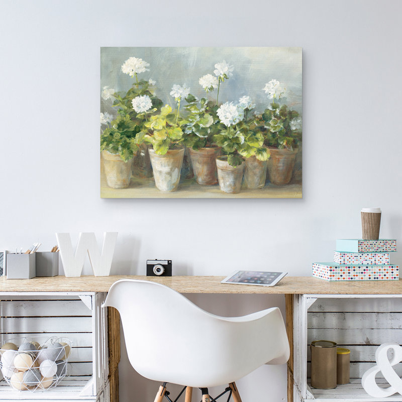 " White Geraniums "