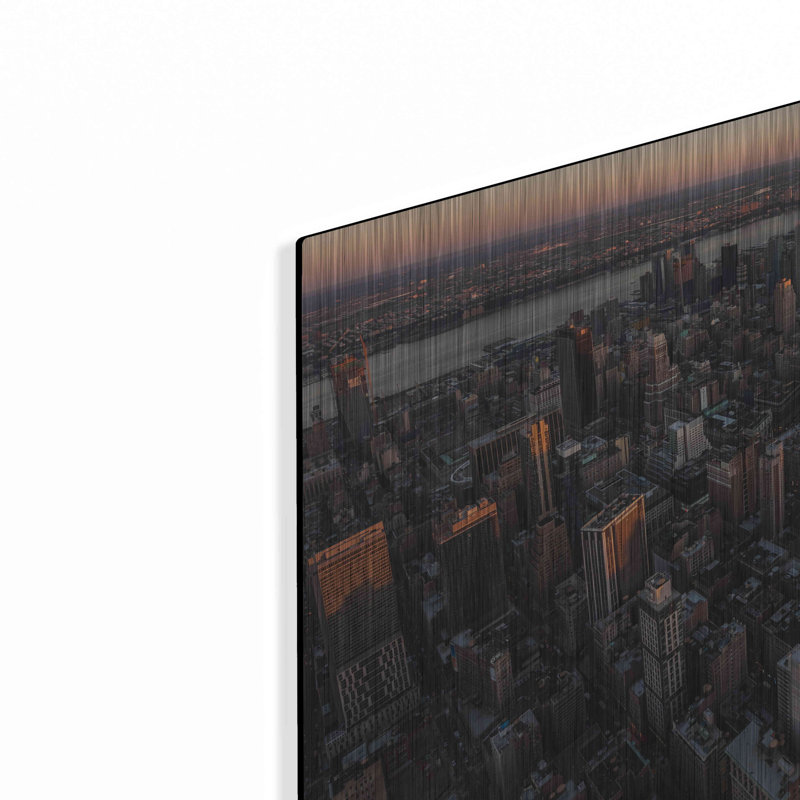 «Empire Flight» par Bruce Getty, H 16 po x l 24 po