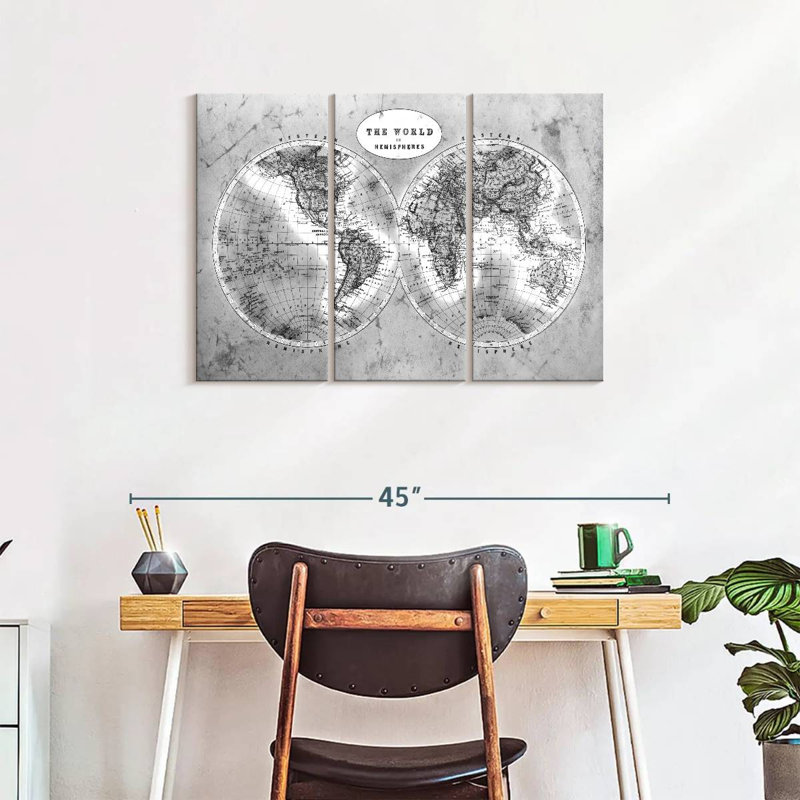 Carte du monde 3 pièces «BW Map» par Tess P, H 24 po x l 38 po x P 1,25 po