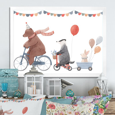 Animaux mignons à bicyclette