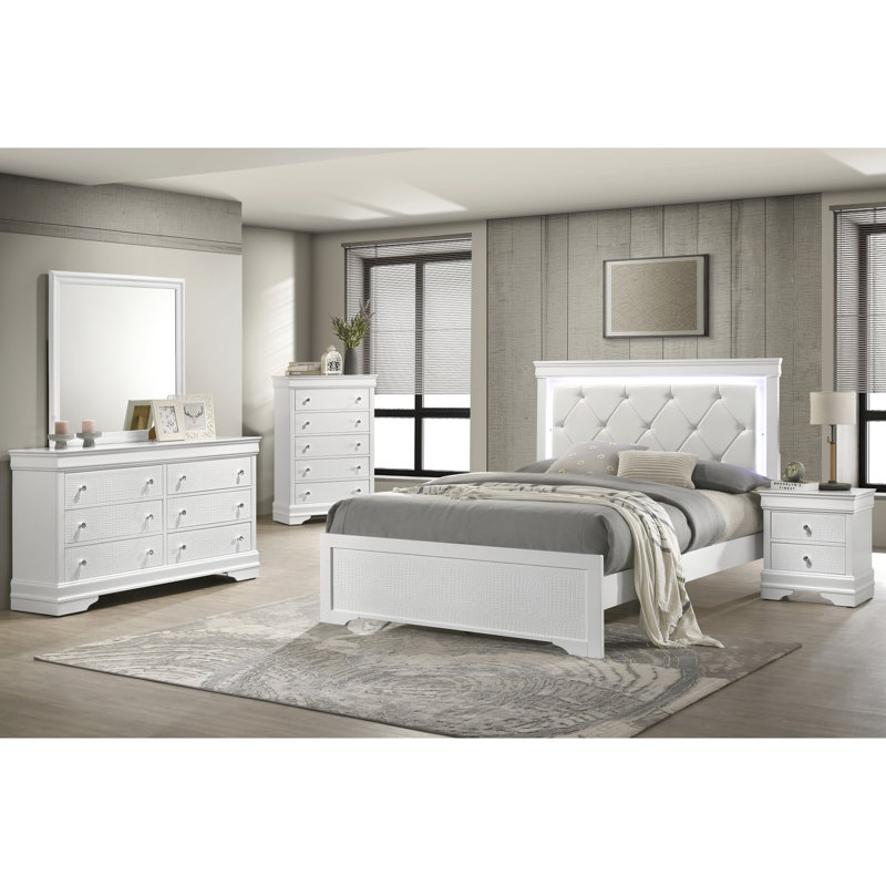 Lit simple moderne avec tête de lit tapissier et ambiance de chambre à coucher blanche en bois robuste, Blanc