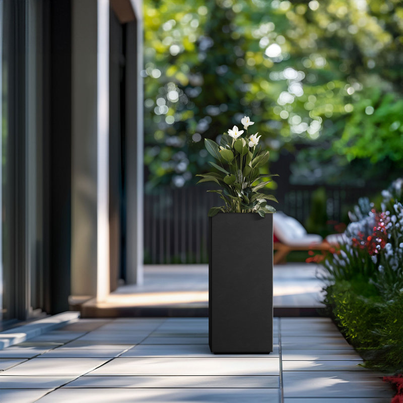 Boîte à fleurs en béton Kalil, H 24 po x l 11,5 po x P 11,5 po, Noir anthracite