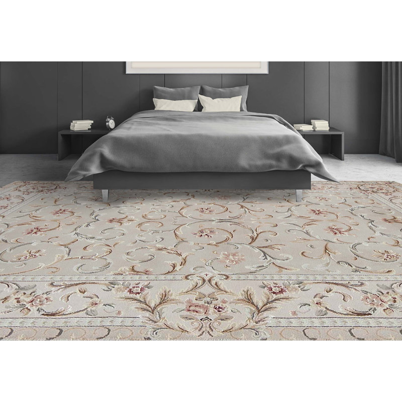 Hand-Knotted High-Quality Beige Area Rug