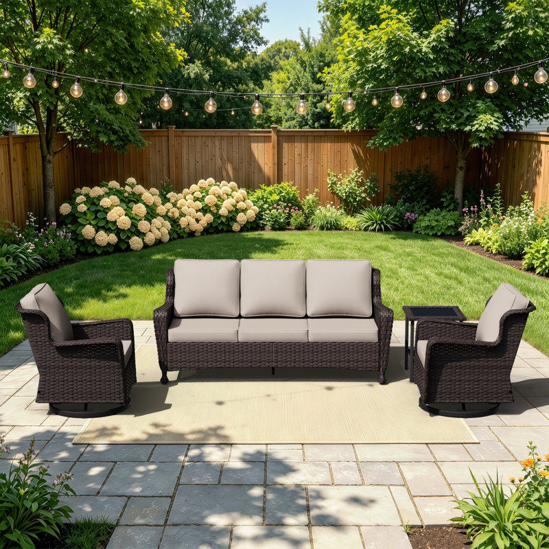 Ensemble de patio extérieur en osier 4 pièces, canapé, 2 chaises pivotantes et table d'appoint, Beige