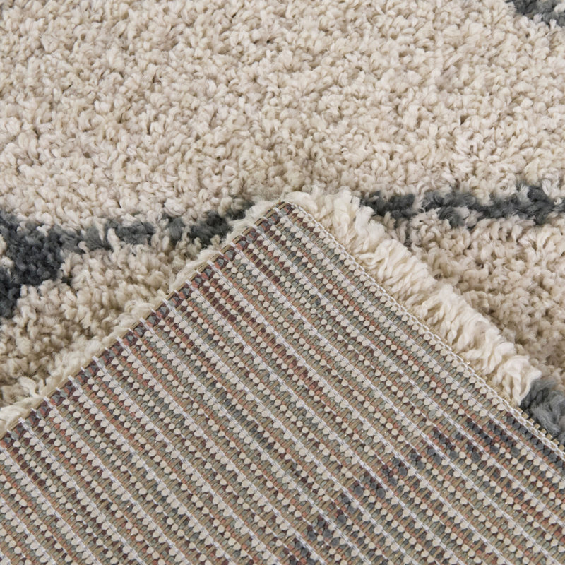Sara Cream and Yellow Floral Kids' 4' x 6' Synthetic Rug