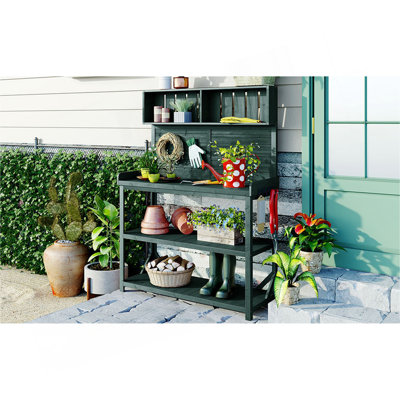 Table de rempotage d'extérieur rustique en bois de 65 po avec table de travail, poste de travail pour patio, banc de jardin avec 4 tablettes de rangement et crochet latéral