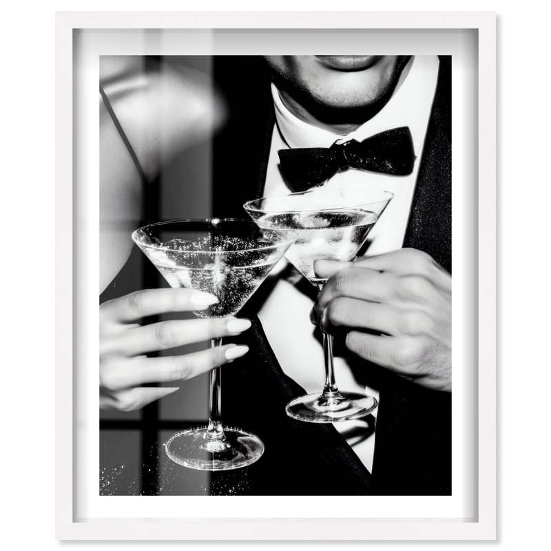 Art mural tendance formel «Shadowbox» par Notoriart, 37"H x 31"W, White Frame