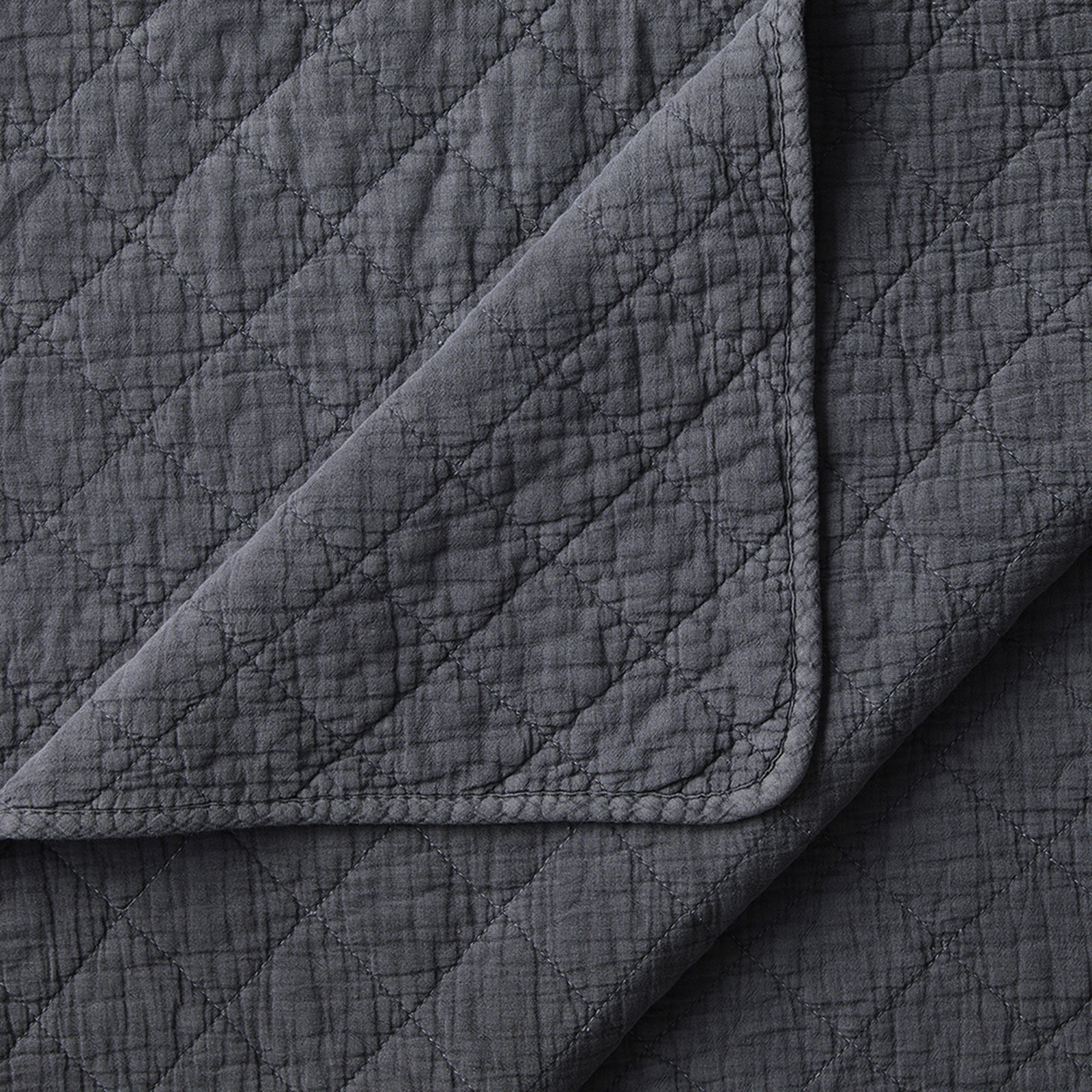 Bostwick Stonewashed Cotton Gauze Solid Color Classic Casual Modern Rustic Quilt Set, Charcoal, Twin Quilt + 1 Standard Sham