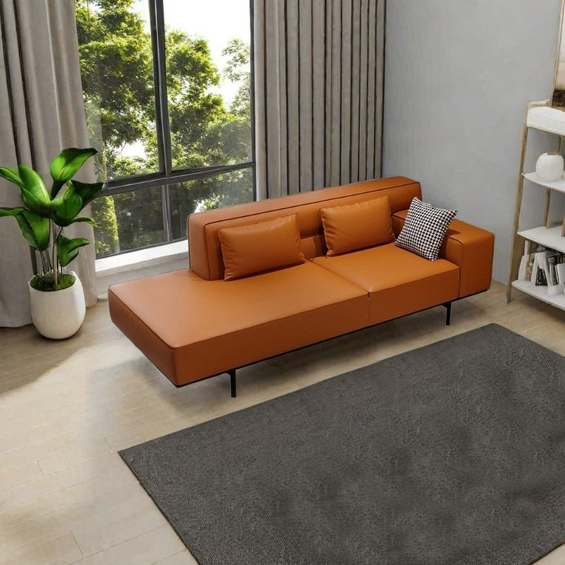 Juuli, Orange, Orienté à droite
