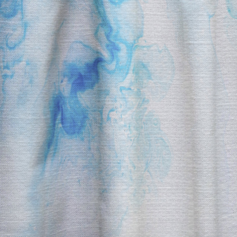 Bleu et blanc liquide Art Waves VIII - Rideau moderne - Velours obscurcissant - 1 panneau, L 52 po x L 108 po