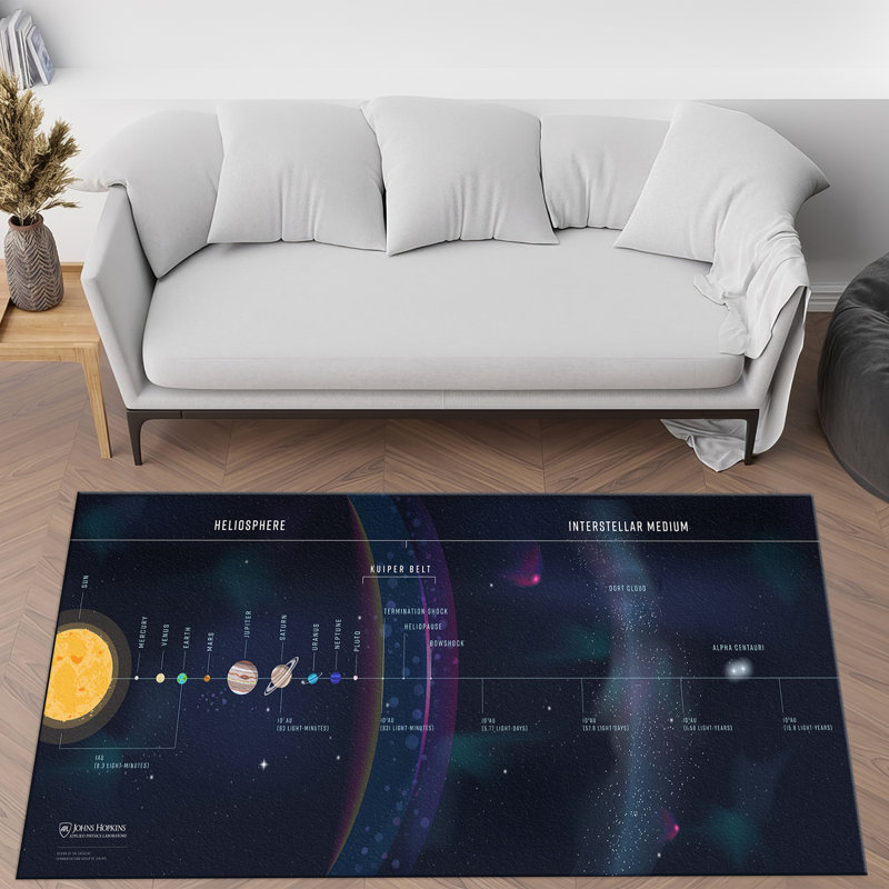 Tapis transitionnel à poils doux avec motifs floraux et géométriques complexes pour une pièce décorative élégante