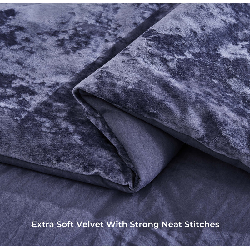 Lux Distressed Velvet Reversible Comforter Set, Queen Comforter + 2 Standard Shams, Black