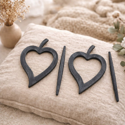 Fjord Wooden Heart Curtain Tieback – Decorative and Functional Design