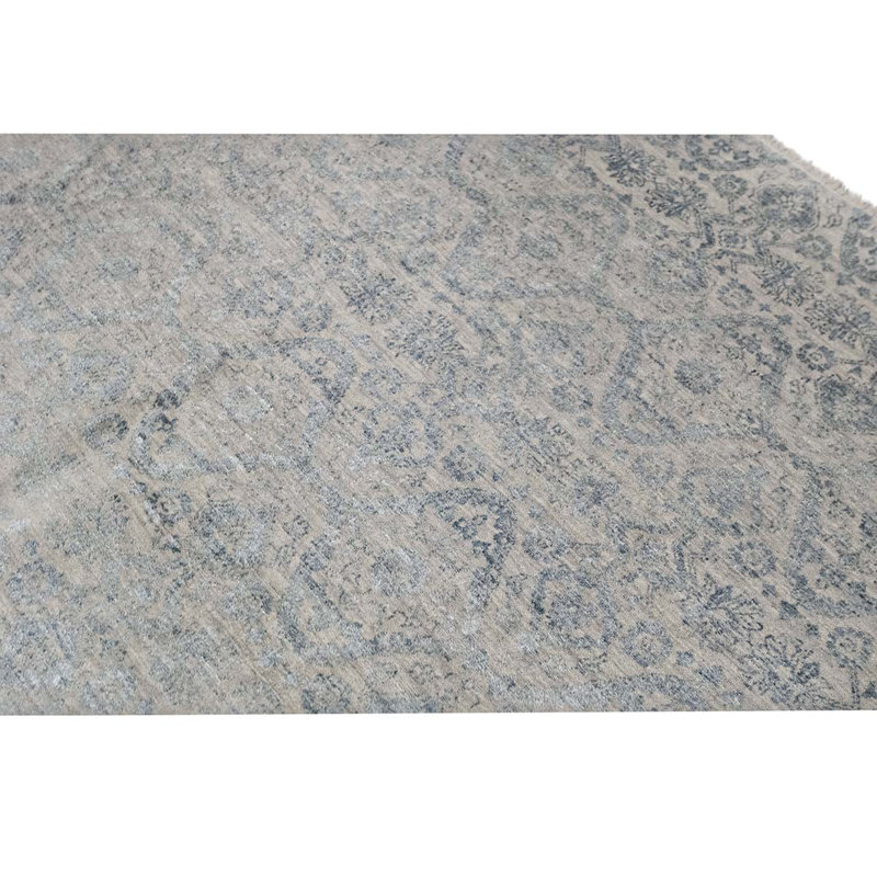 Oriental Area Rug in Silver/Aqua