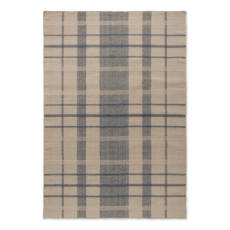 Zona Outdoor Plaid Area Rug in Beige/Navy, Rectangle 5'3" x 7'6"
