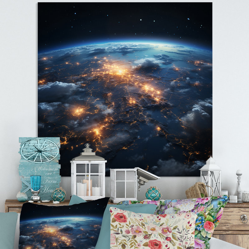 «Earth Lights From Space II» - reproduction de la planète espace sur métal, H 16 po x l 16 po x P 1 po