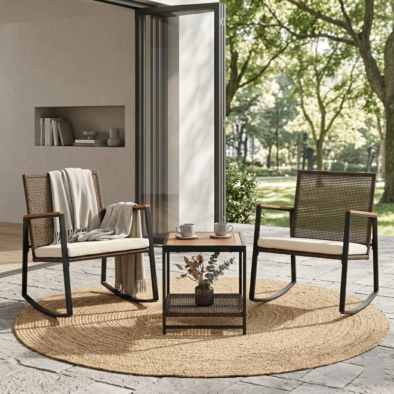 Ensemble bistro d'extérieur 3 pièces Vianna - Ensemble de 2 chaises berçantes de patio avec coussin et table basse en bois d'acacia