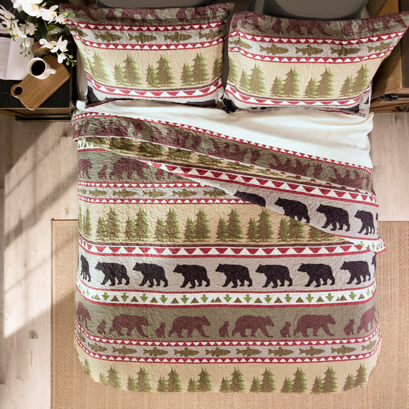 Rustic Queen Microfiber Quilt Set with Bear and Pine Tree Pattern