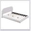Lit plateforme tapissier avec tissu épais, structure solide et design courbé élégant-937609072-937609074