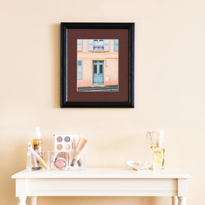 Arttoframes, cadre photo teinté noir 8,5 po x 11 po sur fond de chêne rouge uni avec tapis simple de 2 po, disponible en plus de 60 couleurs, pour des photos de 8,5 po x 11 po avec le tapis ou des photos de 12,5 po x 15 po sans le tapis