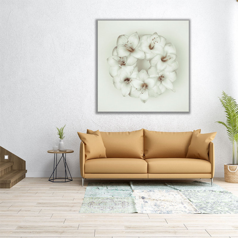 Amaryllis Flower Wreath 1 - reproduction d'art sur toile, H 12 po x l 12 po
