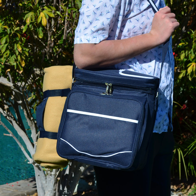Bold Picnic At Ascot 45 Quarts Picnic Tote Bag Cooler in Blue