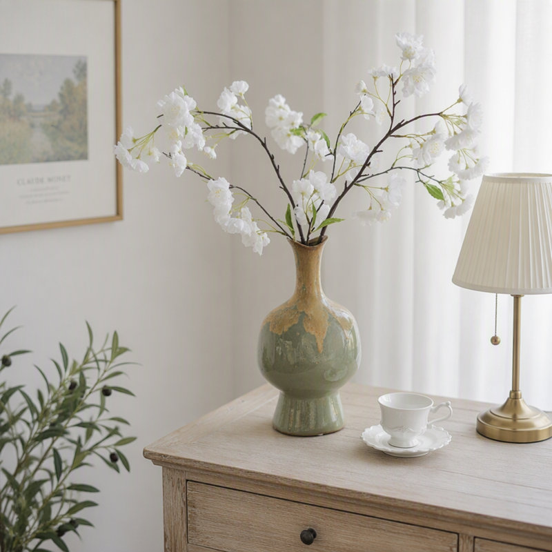 Vase 5,5 x 4,5 x 10,8 pouces