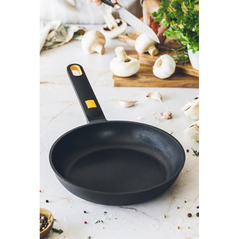 Daily Pro Non-Stick Frying Pan, 24cm