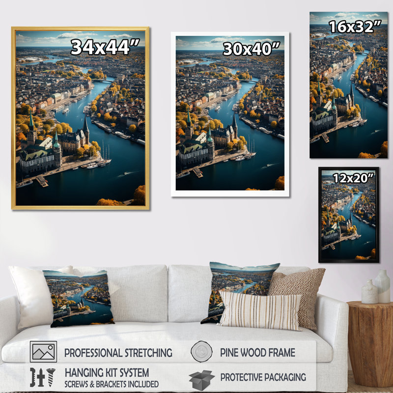 «Copenhagen City Pendant The», reproduction d'art sur toile encadrée, H 32 po x l 16 po x P 1 po, Or
