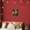 «Reading Elf» par Fireplace Floating Frame, conception par Arlington Prints