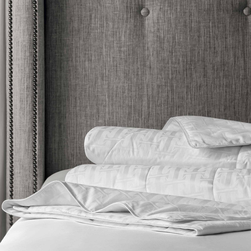 Selena Silk All Season Down Alternative Comforter, Full/Double
