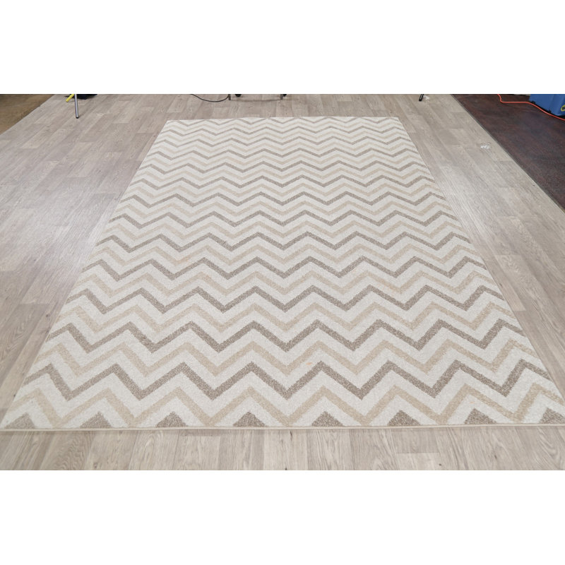 Tapis de zone beige 6 pi 7 po x 9 pi 6 po chevron Herakleitos