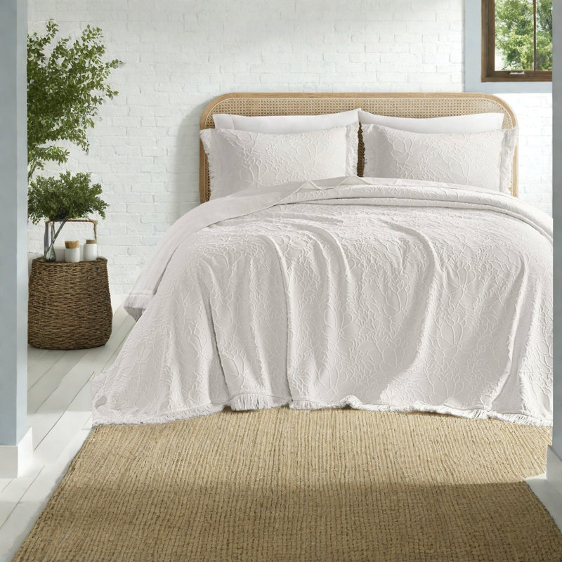 Elegant 3pcs King Bedding Set, Floral Polyester Blend For Cozy Home