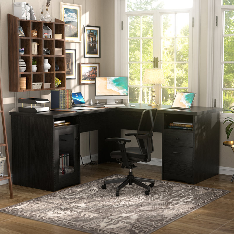 Bureau de direction en L 60 po avec tiroirs et prises de courant Detcho, Noir, noir, noir, noir