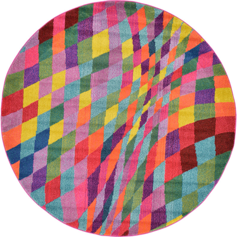 Auyeung Washable Geometric Indoor Rug, Round 6'1"