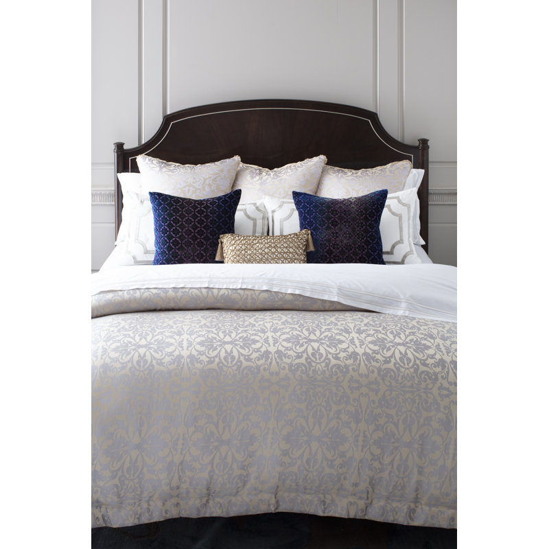 Caracole Classic Bed, King