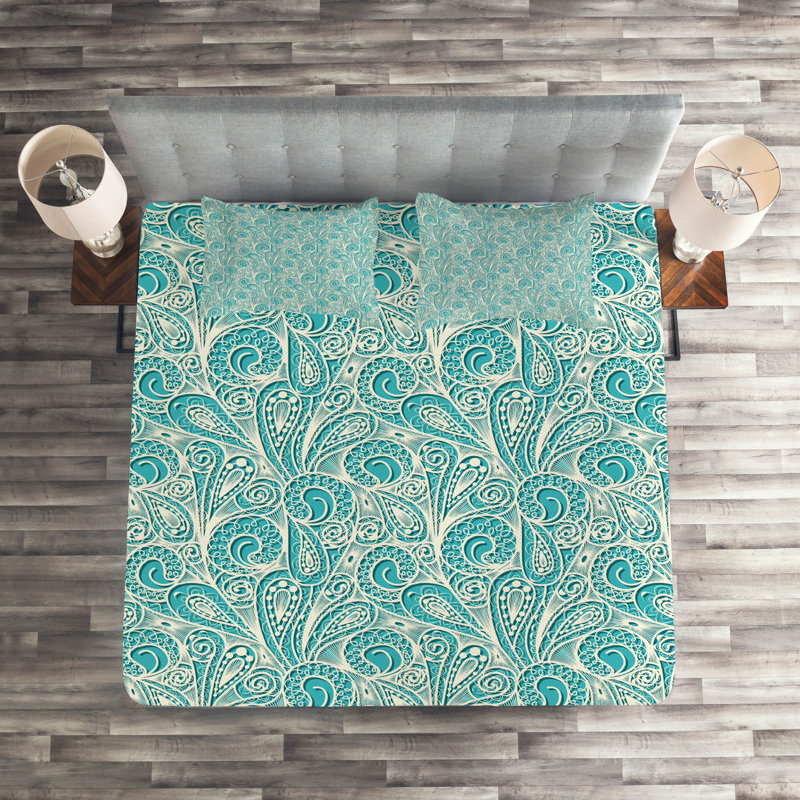 Traditional Polyester Paisley Coverlet, King Bedspread + 2 Shams, Jumble Shamrock