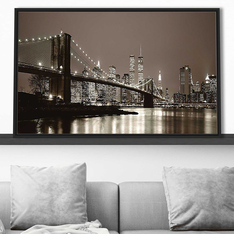 «Samedi soir» par Danita Delimont - photographie, H 21,5 po x l 33,5 po x P 2 po, Cadre flottant noir