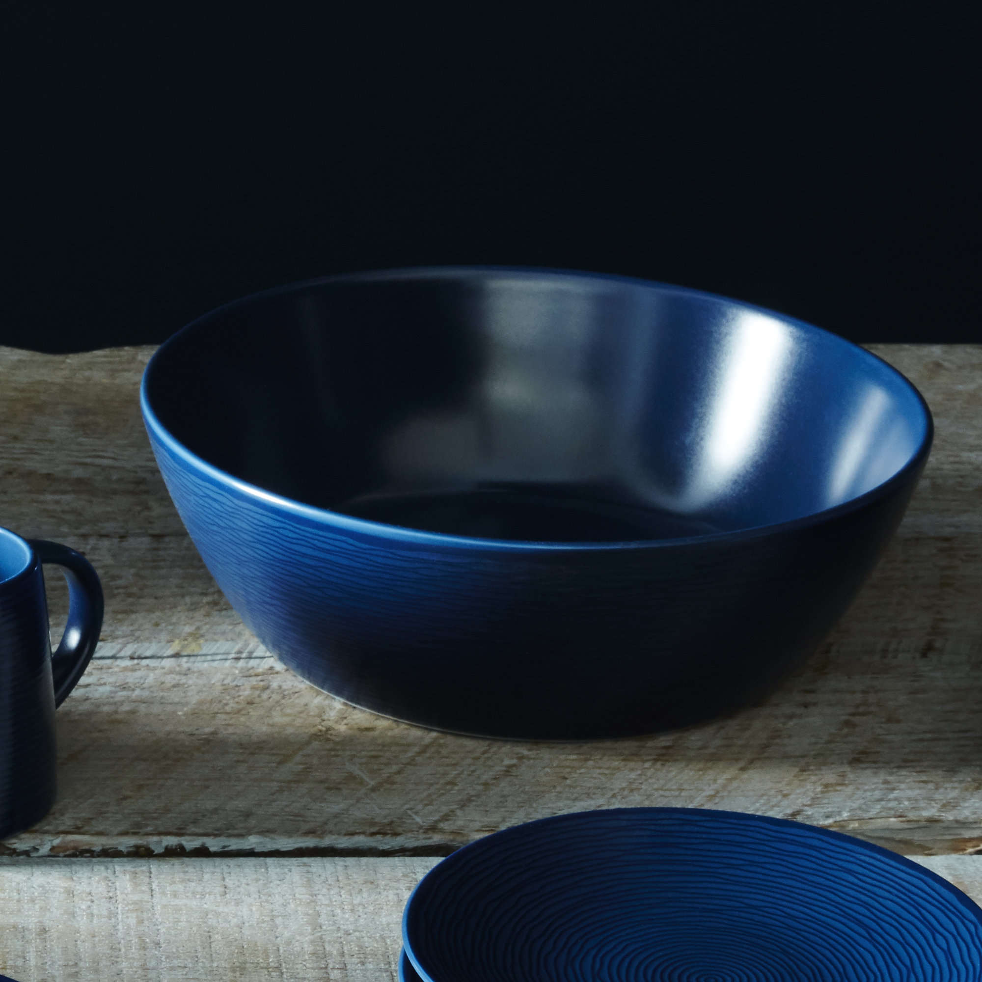 Noritake Colorscapes Swirl Round Vegetable Bowl, 10-1/4", 90 OZ., Navy