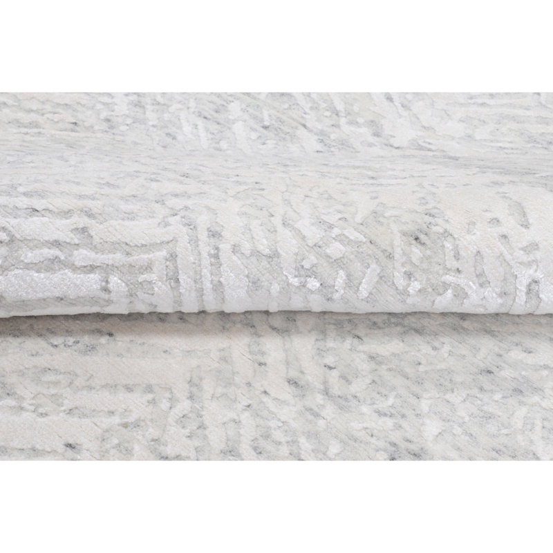 Geometric Area Rug in White/Gray, Rectangle 10' x 14'
