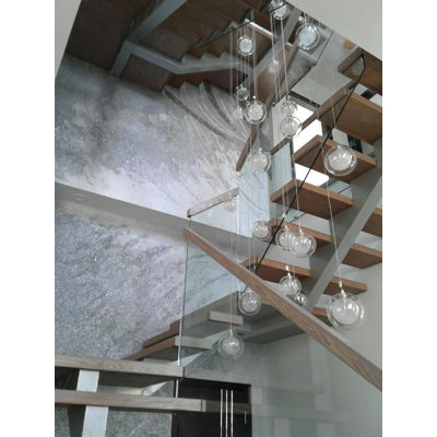 37 - Light Clear/White Cluster Pendant