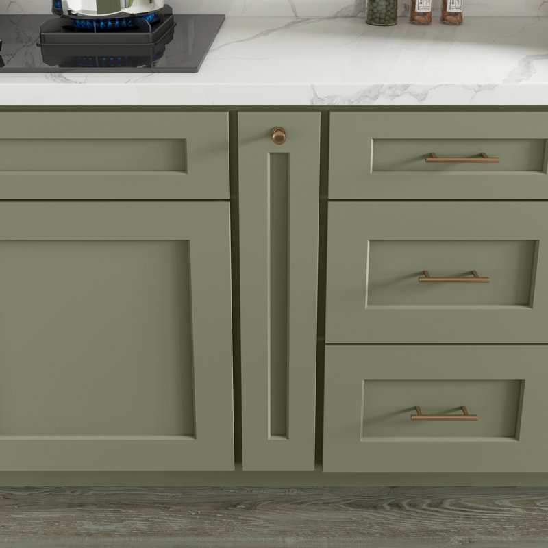 Armoire à épices Base, 6" W x 34.5" H x 24" D, Vert sauge